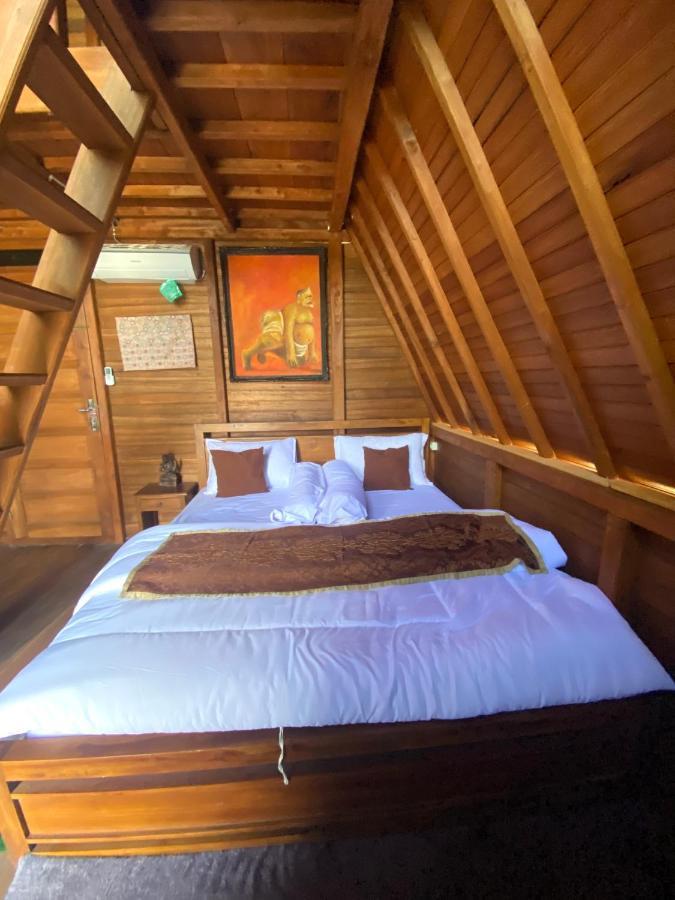 Resort & Resto Talaga Sundayana スバン エクステリア 写真